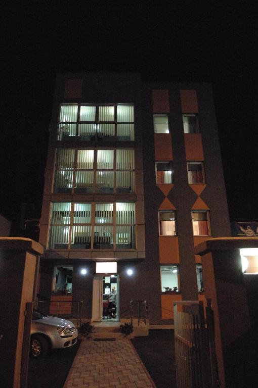 Tsc Pansion Hotel Sarajevo Exterior photo